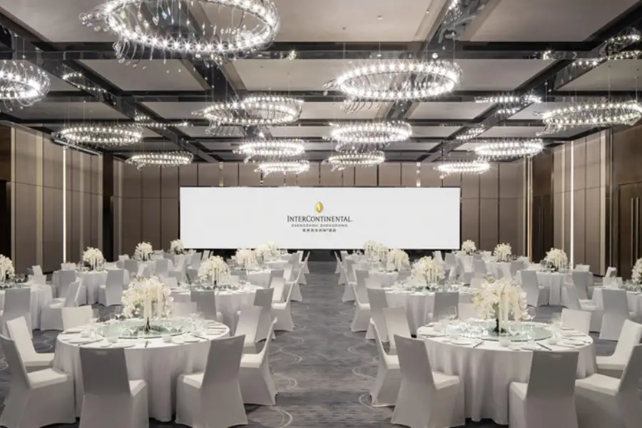 طراحی تالار برای همایش و کنفرانس